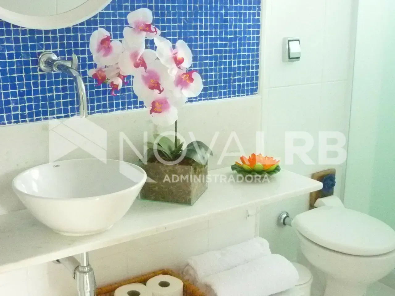 Furnished apartment with 4 bedrooms and a closed kitchen — photo 13