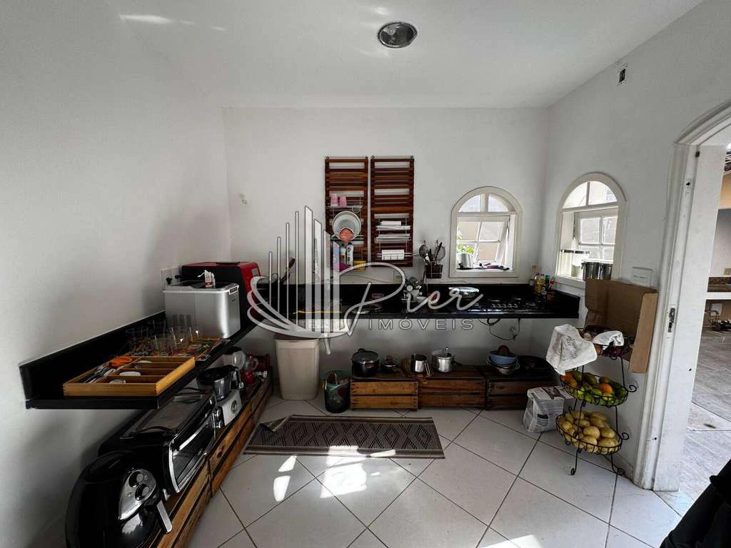 Furnished 4-bedroom house with 2 en-suites and 5 baths — photo 26