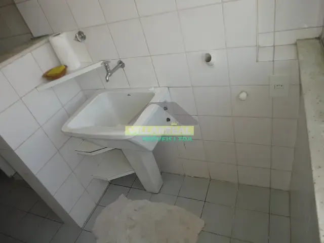 Квартира з 2 спальнями, 1 ванною та 1 місцем на паркінгу — photo 9