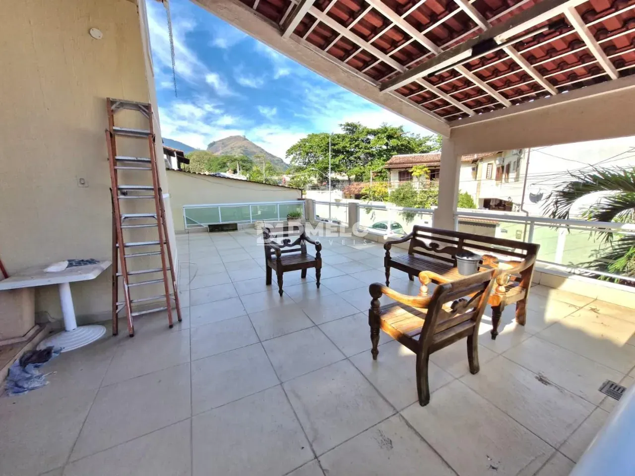 4-bedroom house with a bathtub in Rio de Janeiro — photo 34
