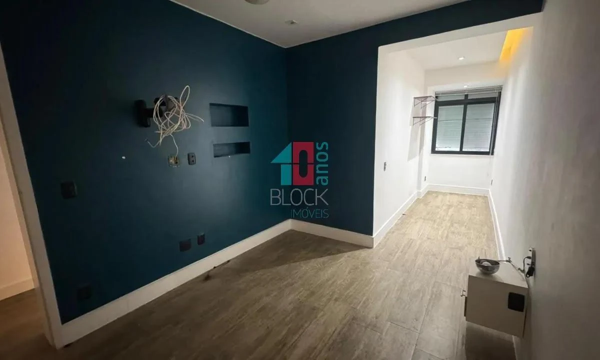4-bedroom apartment with a home office in Rio de Janeiro — photo 19