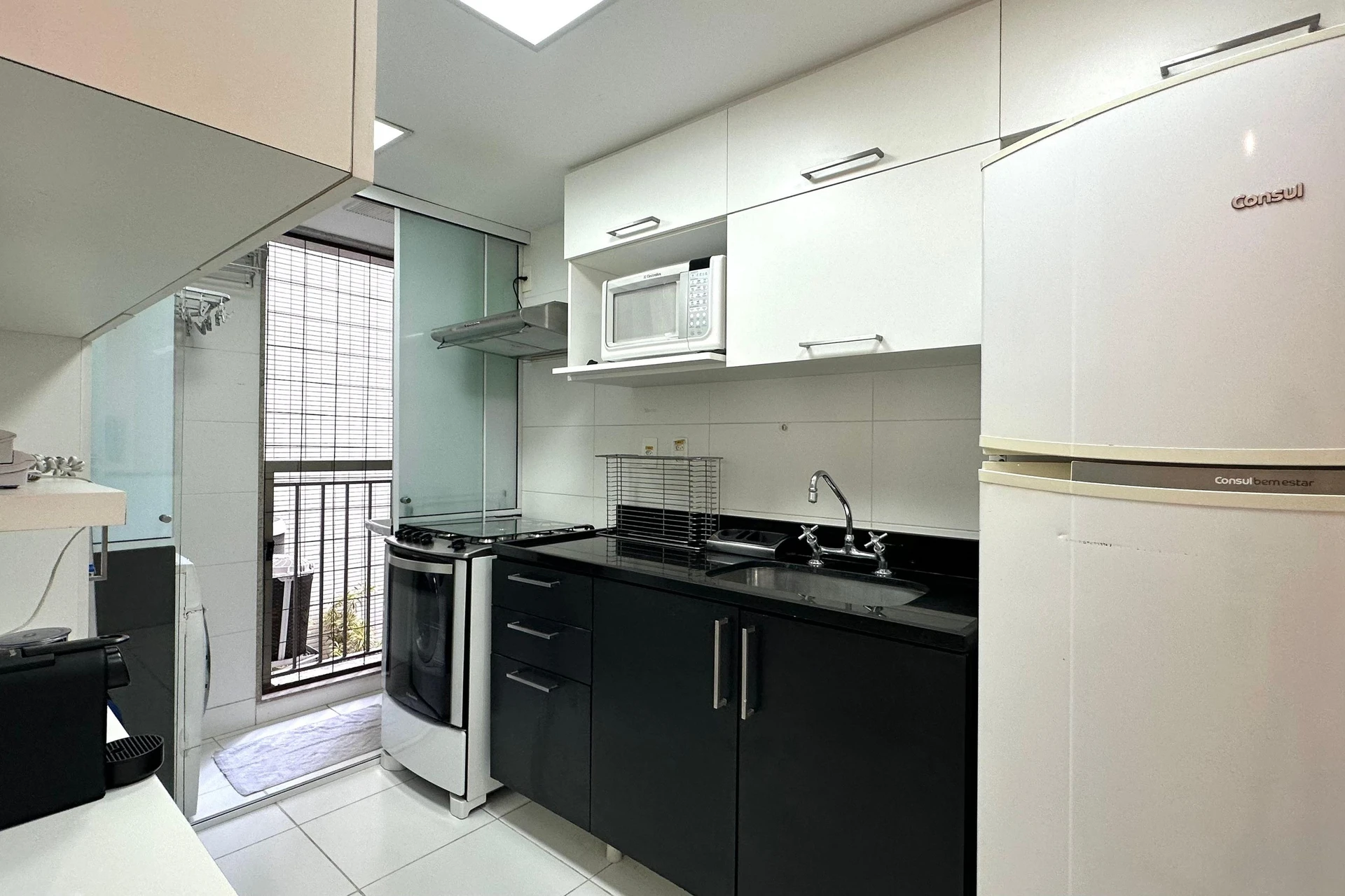 Apartamento mobiliado, 101 m², com janelas do piso ao teto — photo 43