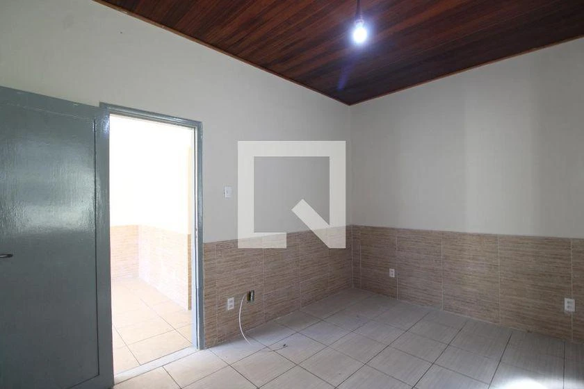Unfurnished house with 3 bedrooms and 200 m² — photo 16