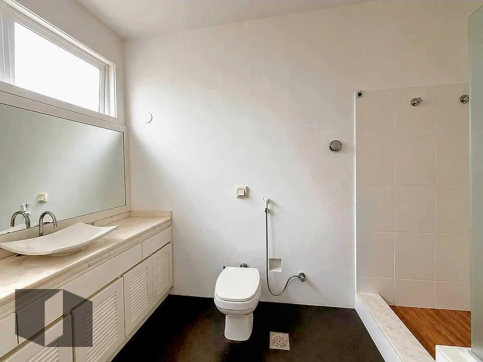 Casa para locação 647 m² com 5 quartos e 2 suítes — photo 53