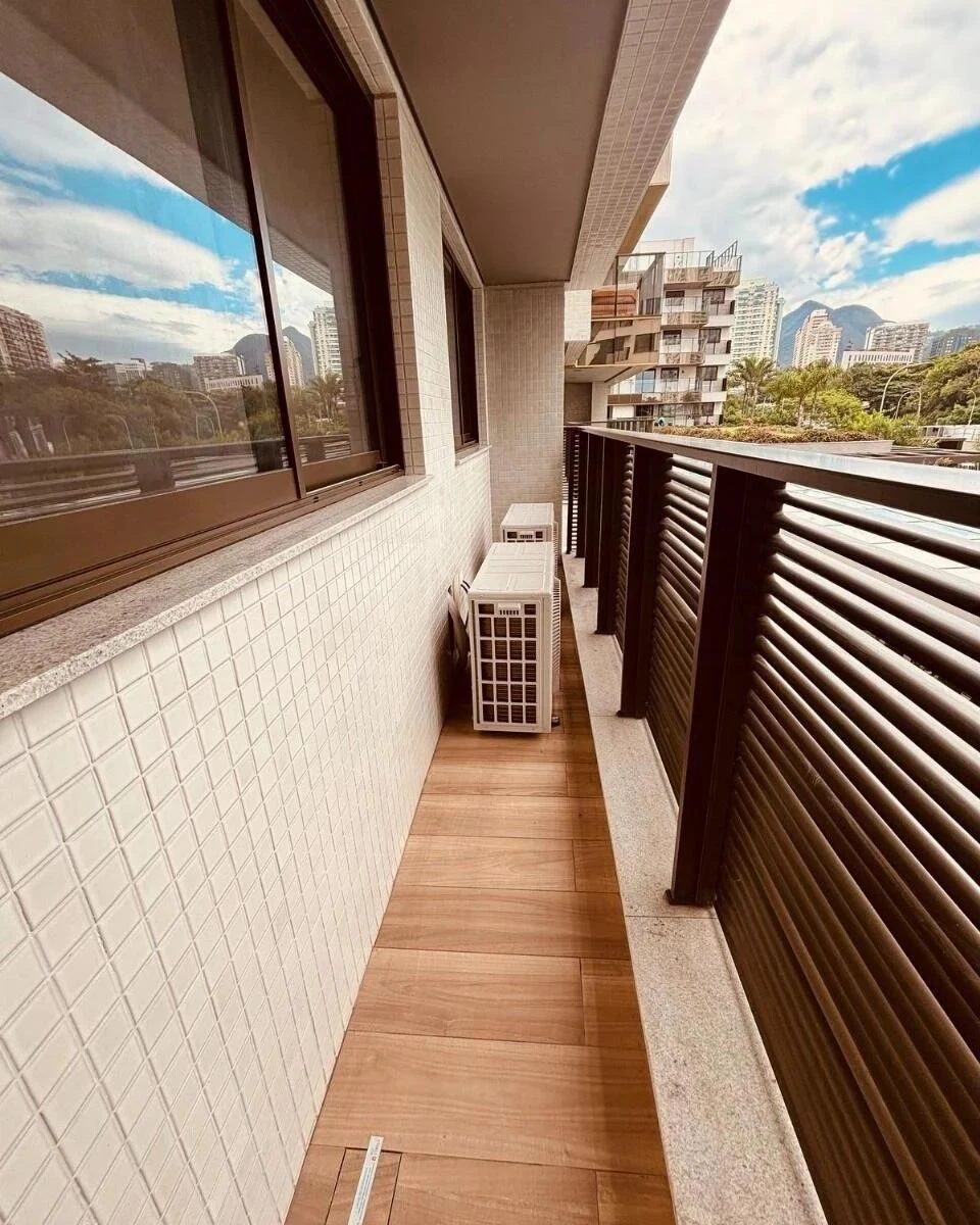 98 m² apartment with 3 bedrooms, 1 en-suite, 2 parking — photo 35