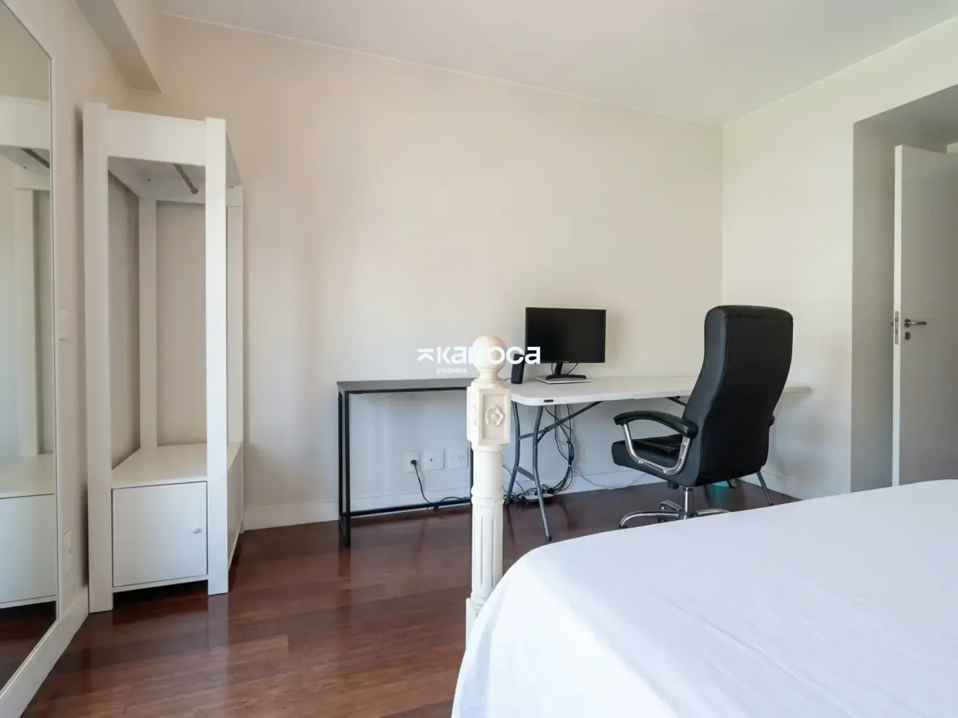 Apartamento mobiliado de 4 quartos com varanda envidraçada — photo 31