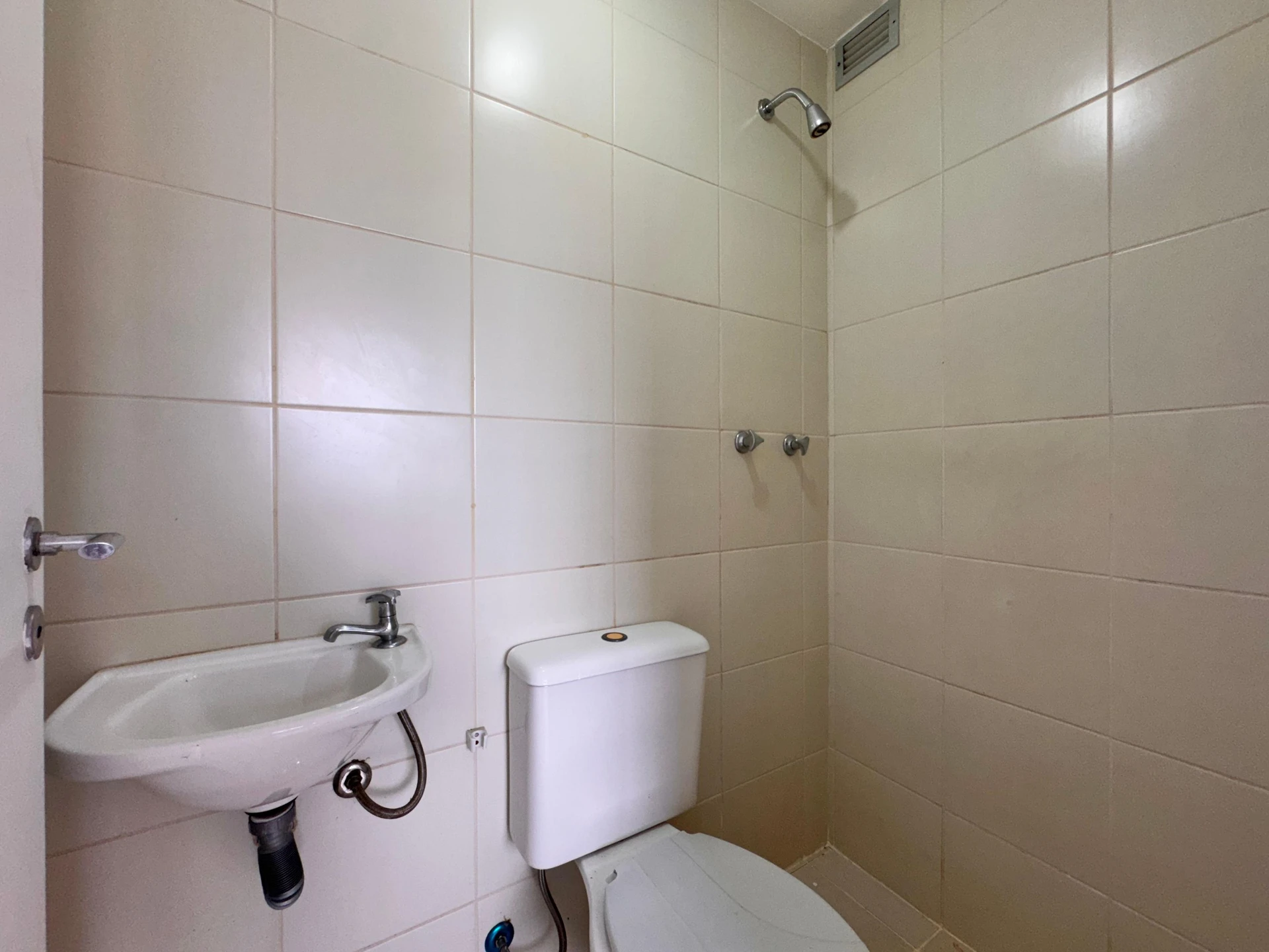 Mountain view in a 2-bedroom apartment, 74 m² — photo 28