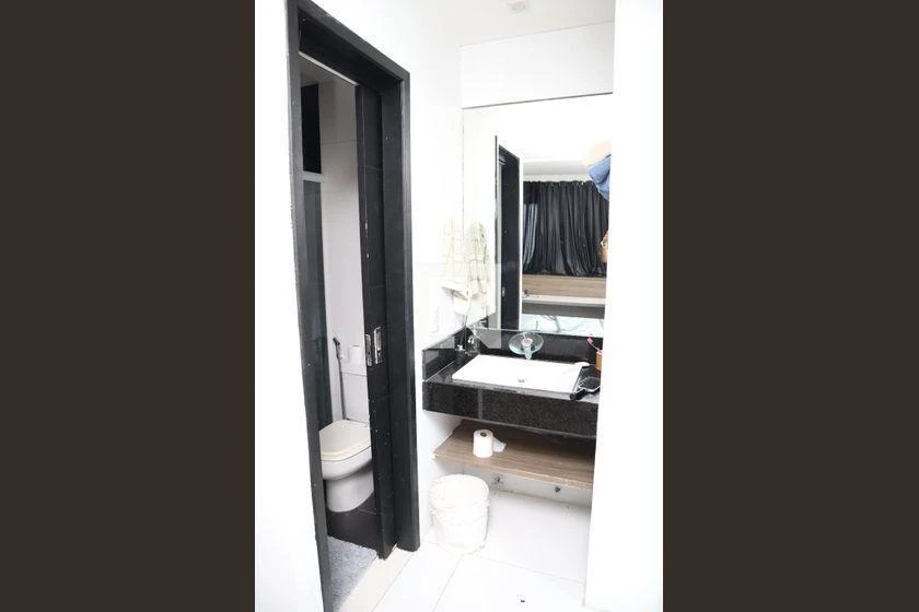 Furnished 525 m² house with 3 en-suites and gas kitchen — photo 33