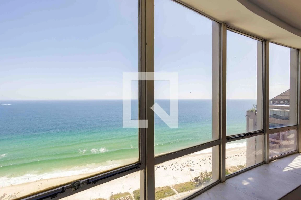 2 quartos e jacuzzi: apartamento de 92 m² — photo 2