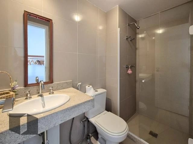 Apartment with 4 bedrooms and 4 bathrooms — photo 25