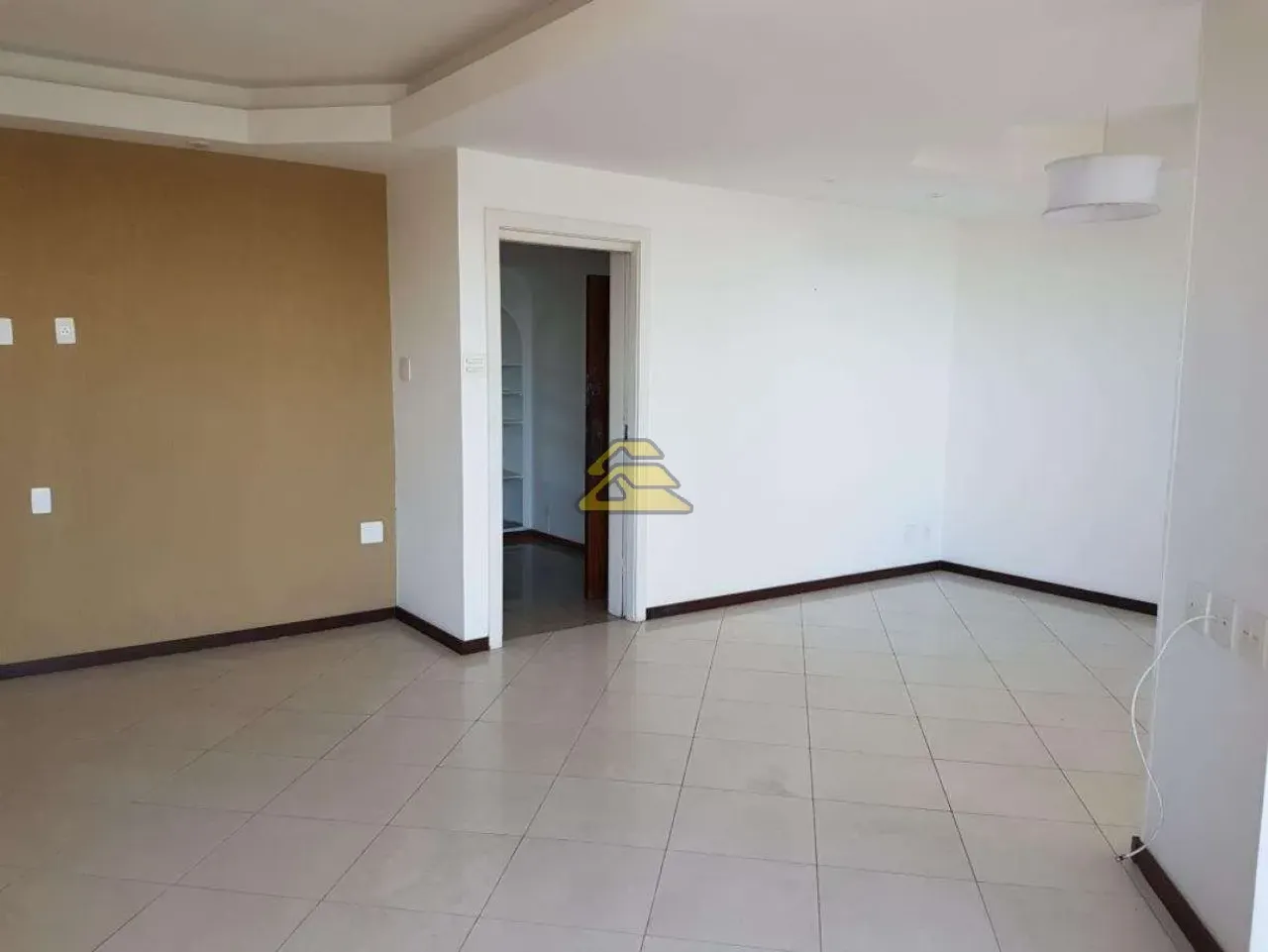 2-bedroom apartment with a suite and 3 bathrooms — photo 18