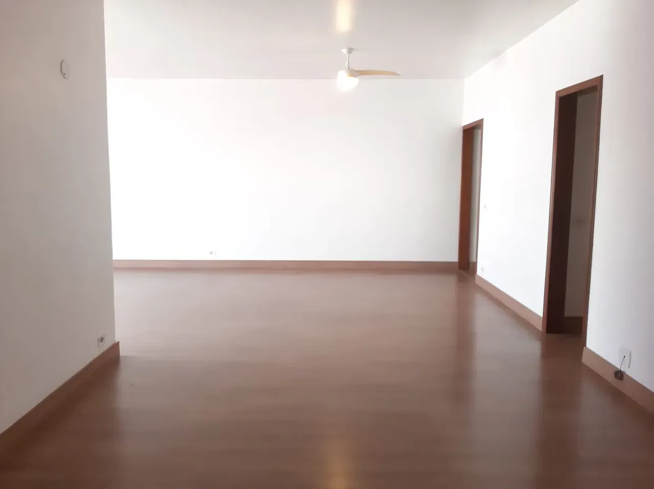 3-bedroom apartment with a home office — photo 14