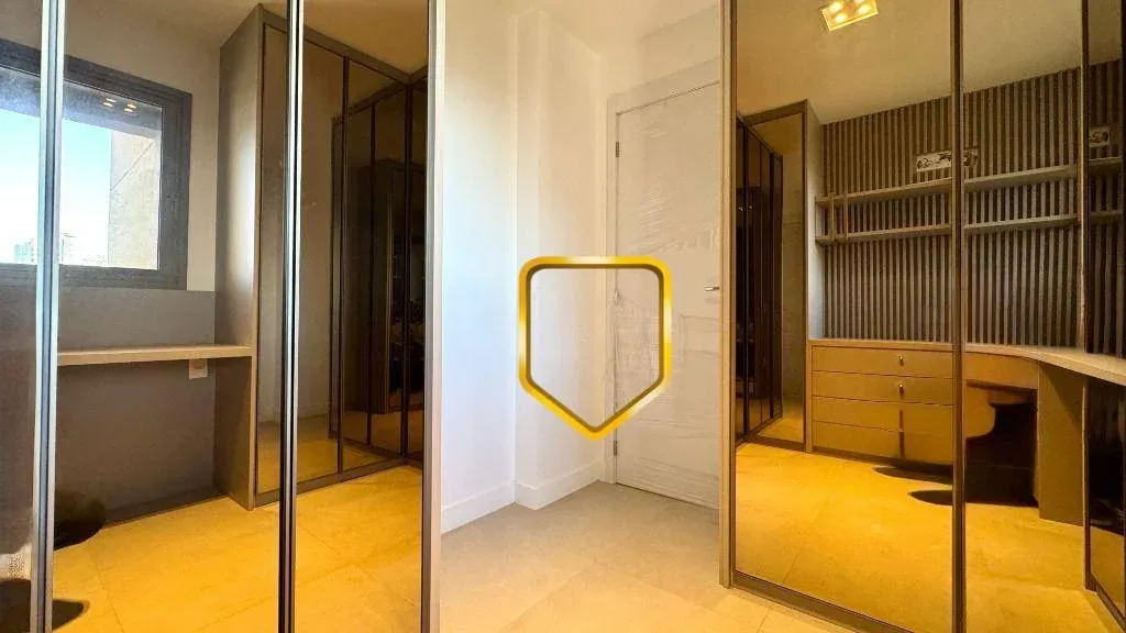 4-bedroom apartment with 156 m² and 2 en-suite baths — photo 34