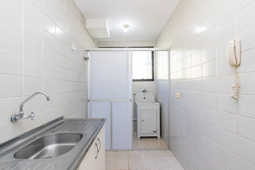 3-bedroom apartment, 1 with its own bathroom, 66 m² — photo 18