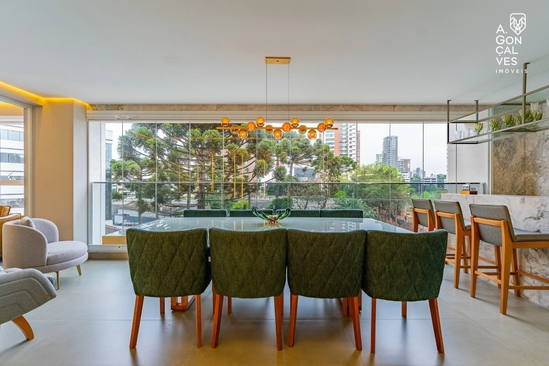 Мебльована квартира 260 м² з 4 спальнями з власними ваннами — photo 4
