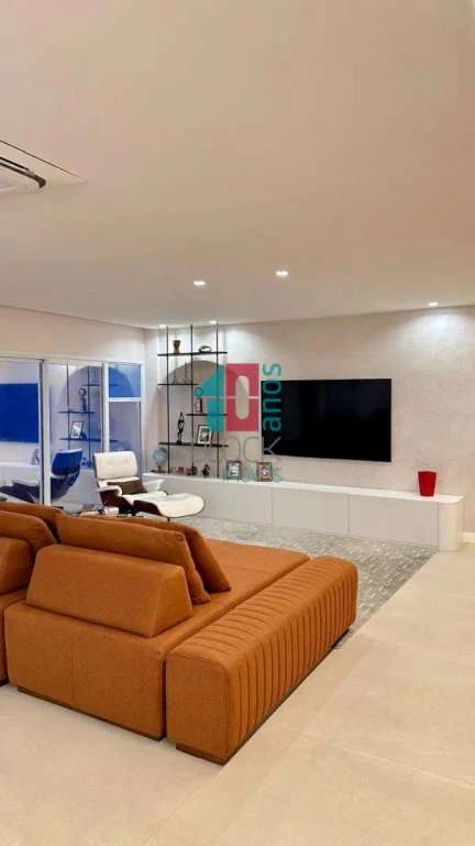 Furnished apartment, 470 m², with floor-to-ceiling windows — photo 25