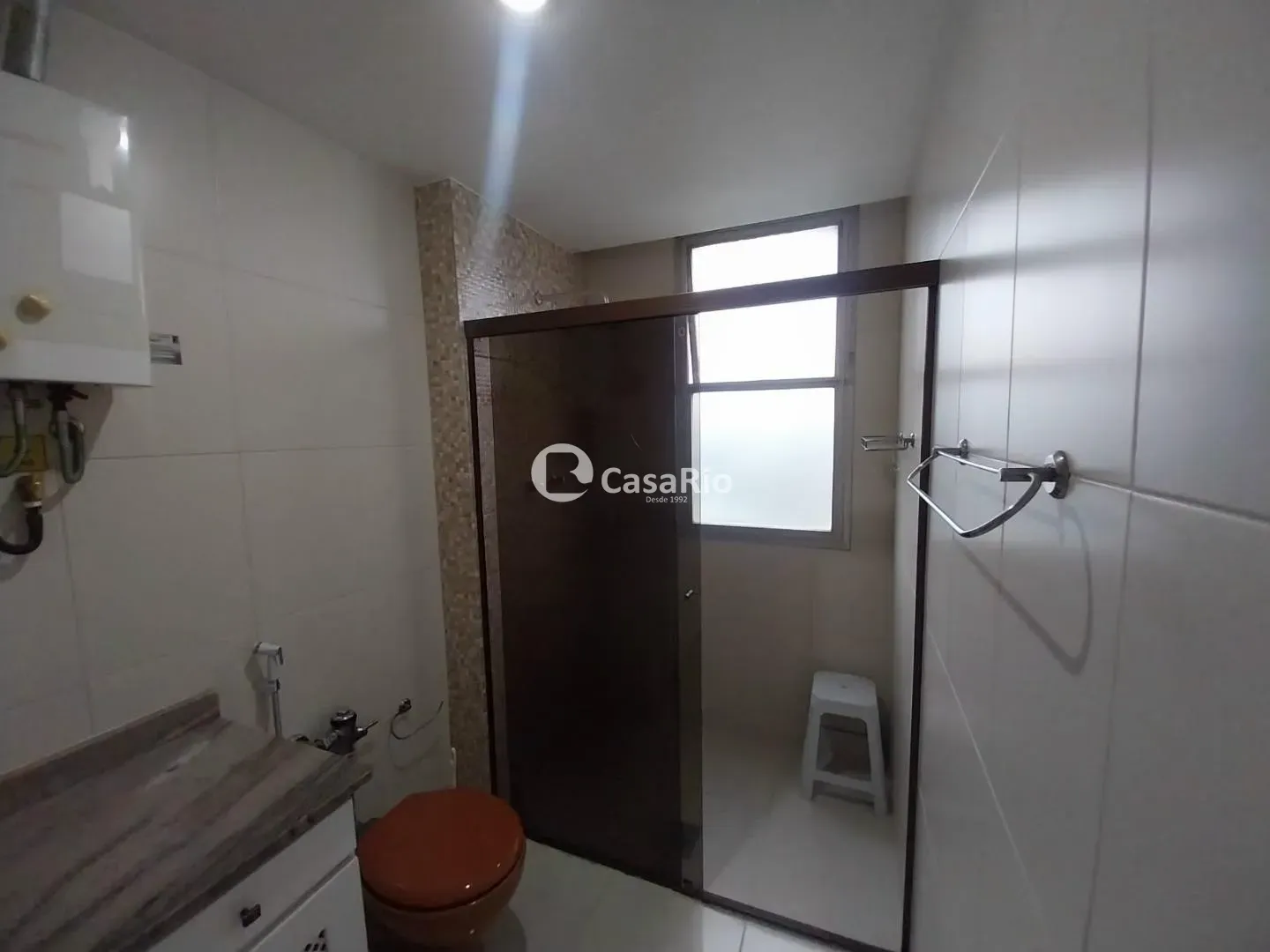2-bedroom apartment with wood or laminate floors — photo 34