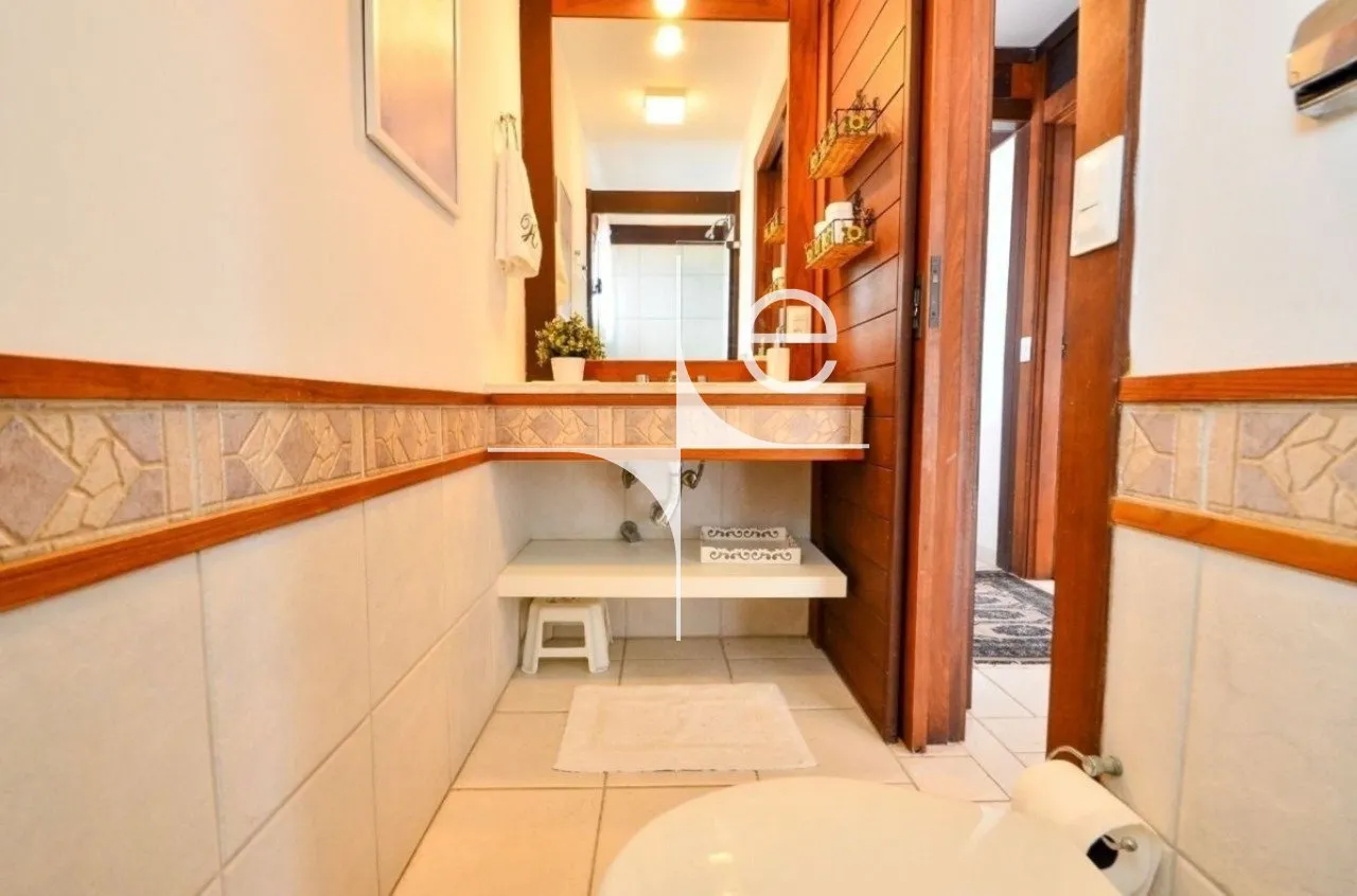 Casa amueblada con 7 dormitorios y 3 suites — photo 29