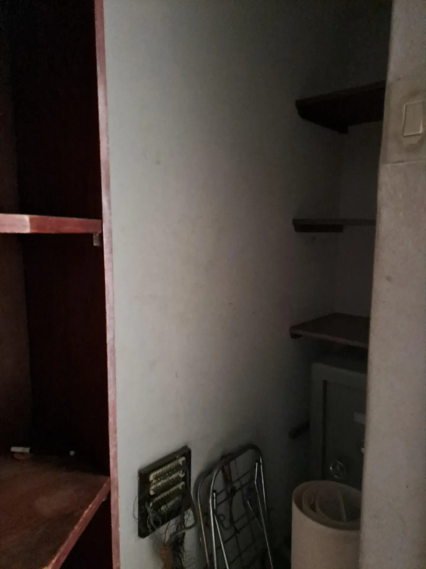 Unfurnished apartment with 300 m² on the 11th floor — photo 27