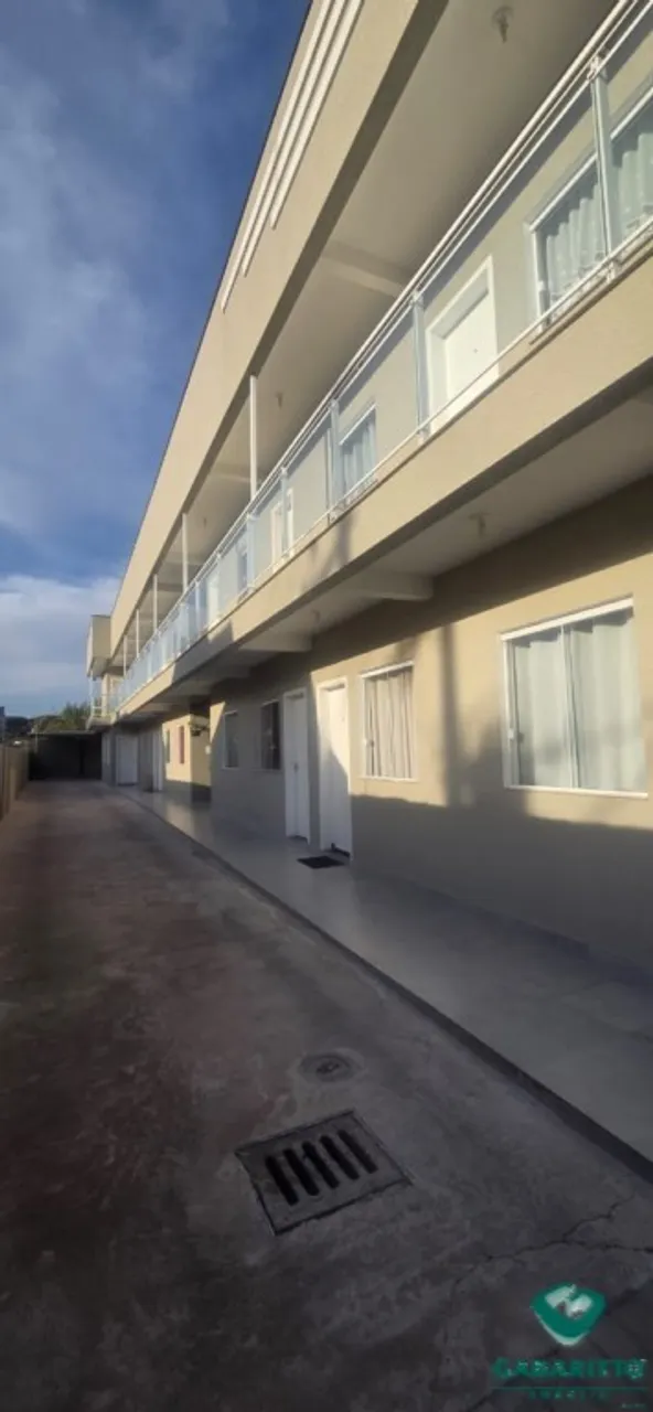 Unfurnished 1-bedroom apartment with 38 m² — photo 2