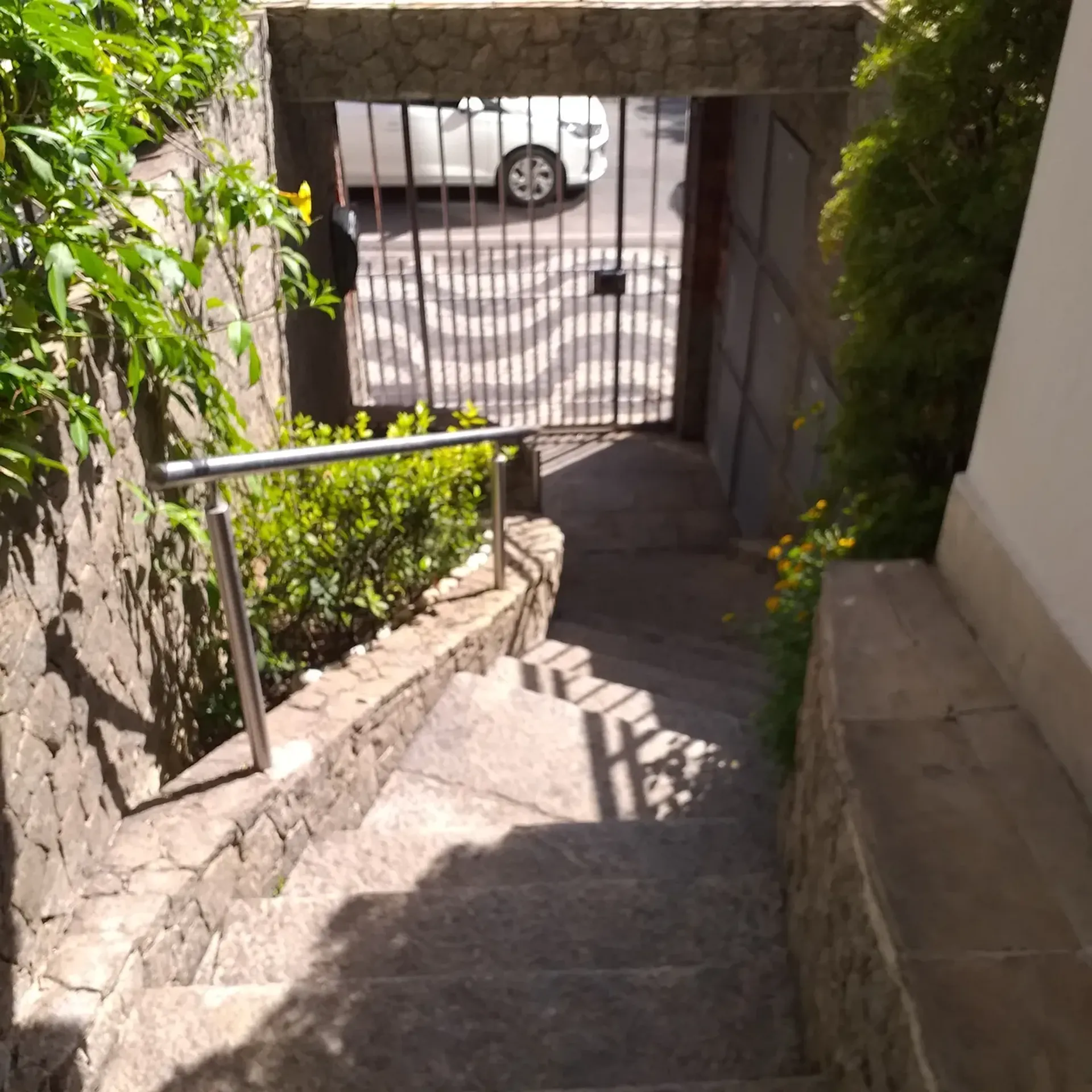 Квартира 153 м² с 2 спальнями и видом на воду и горы — photo 30