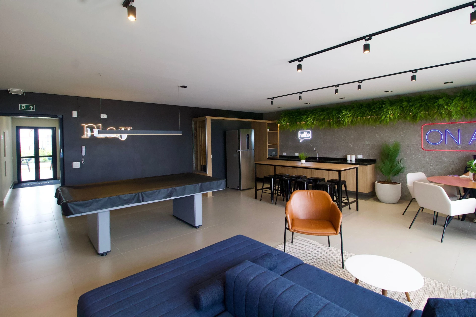 Apartamento com 2 quartos, varanda e 1 vaga — photo 29