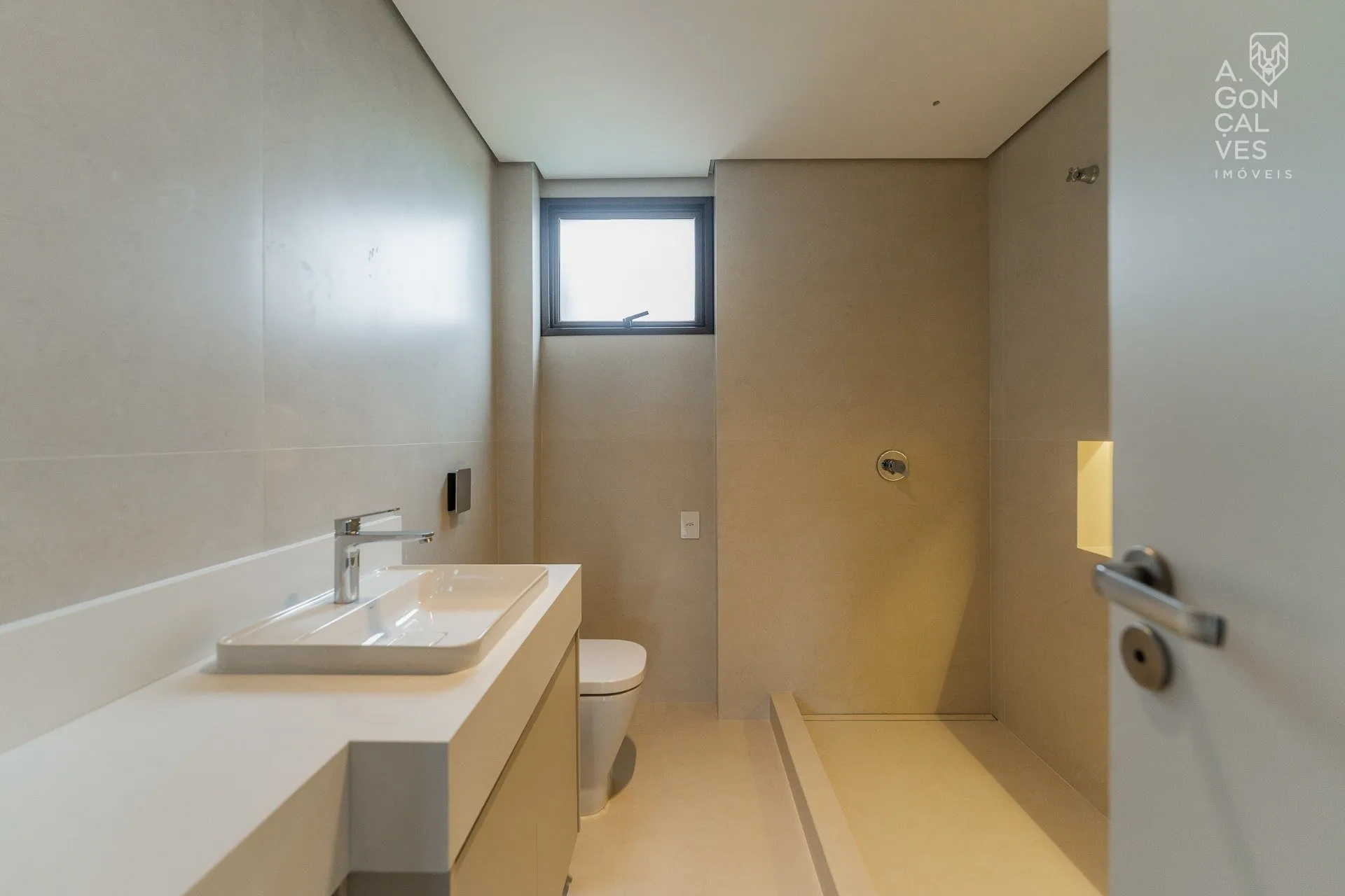 Apartment, 161 m², with floor-to-ceiling windows — photo 18