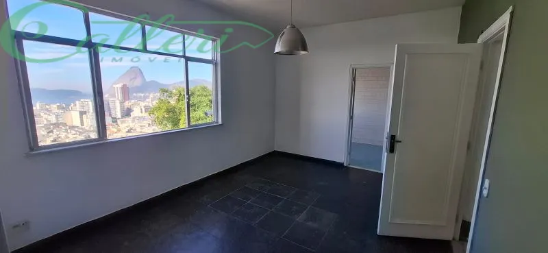 Unfurnished 3-bedroom apartment with separate kitchen — photo 4
