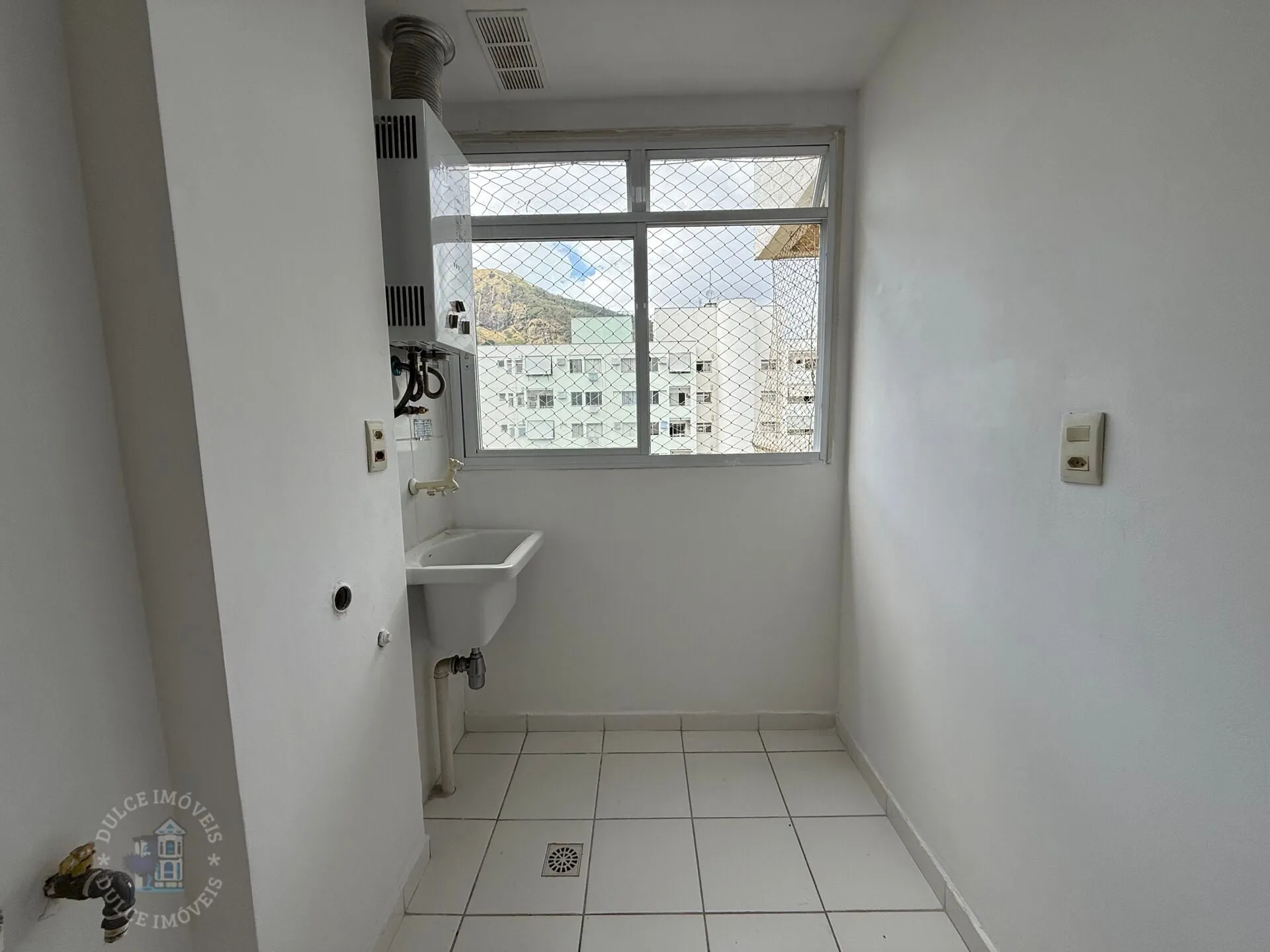 Квартира з 2 спальнями та 1 паркомісцем, 60 м² — photo 6