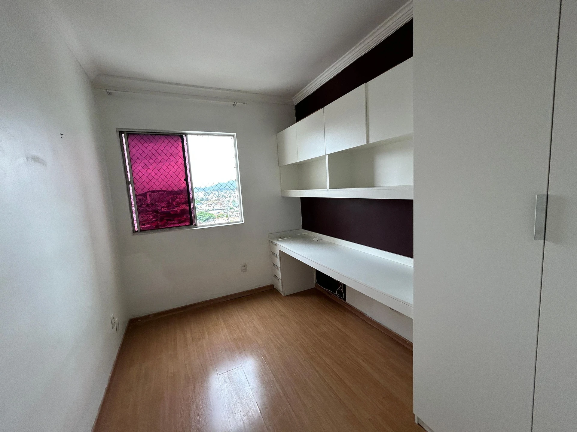Home office in a 2-bedroom apartment, 47 m² — photo 13