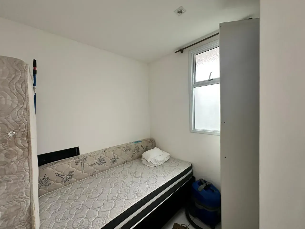 Apartamento mobiliado com 4 quartos e cozinha fechada — photo 16