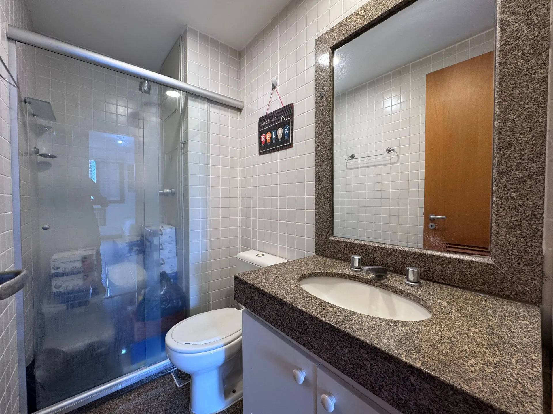 Furnished 2-bedroom apartment with 1 suite — photo 25