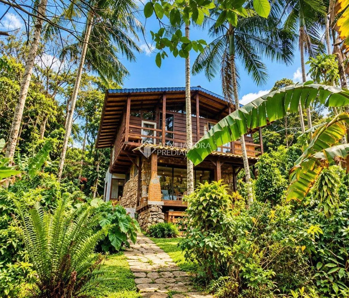 House, 100 m², with a water view — photo 3