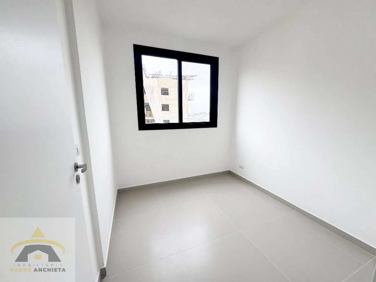 2-bedroom apartment with a home office in Curitiba — photo 11