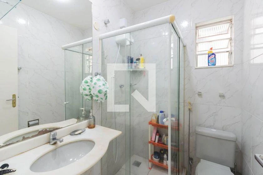 Casa para alugar com 4 quartos e 230 m², 3 banheiros — photo 12