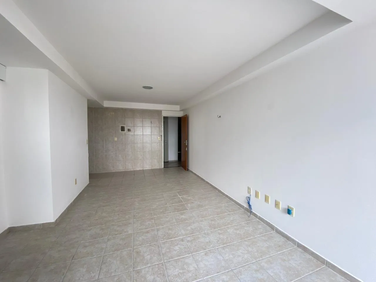 2-bedroom apartment of 54 m² with 1 covered parking — photo 3