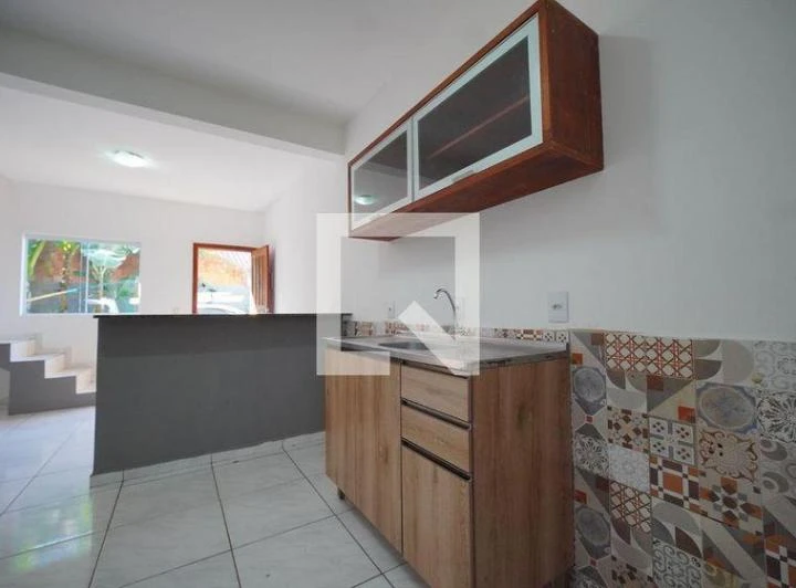 Casa para aluguel com 2 quartos e varanda — photo 7