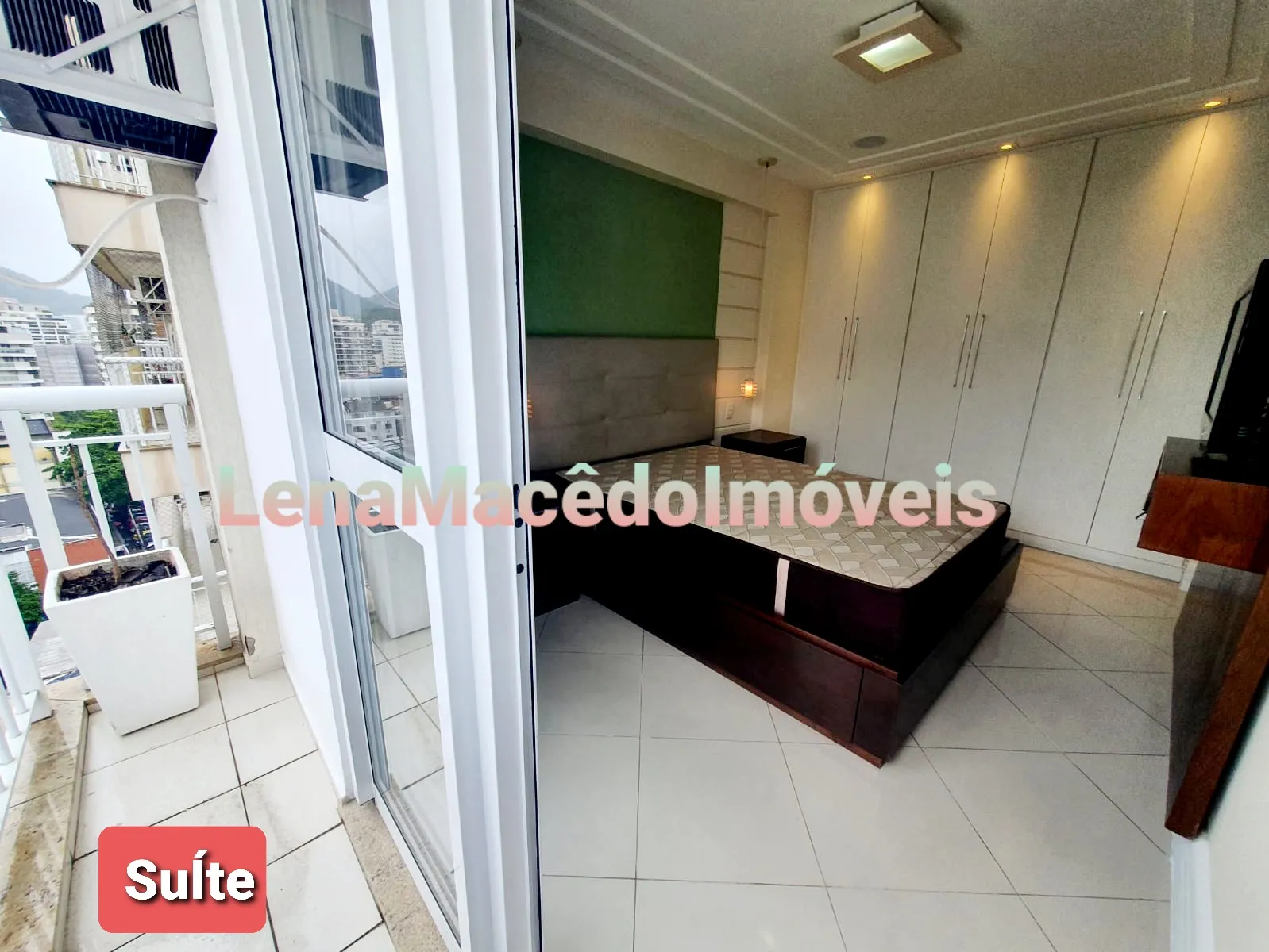 2-bedroom apartment with 2 bathrooms and a balcony — photo 26