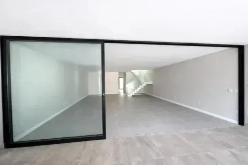 House with 5 bedrooms and open-plan kitchen — photo 5