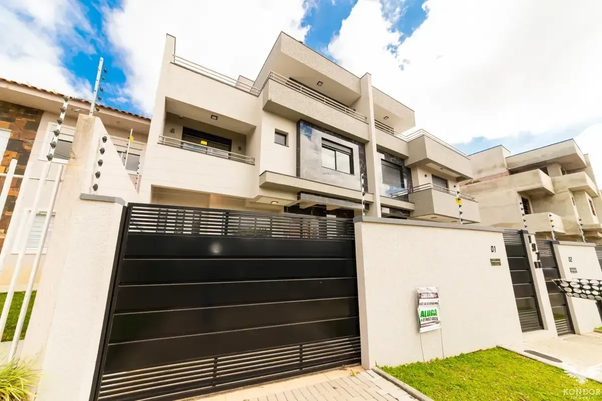 Two-story house with 230 m² and 3 bedrooms, 1 suite — photo 38