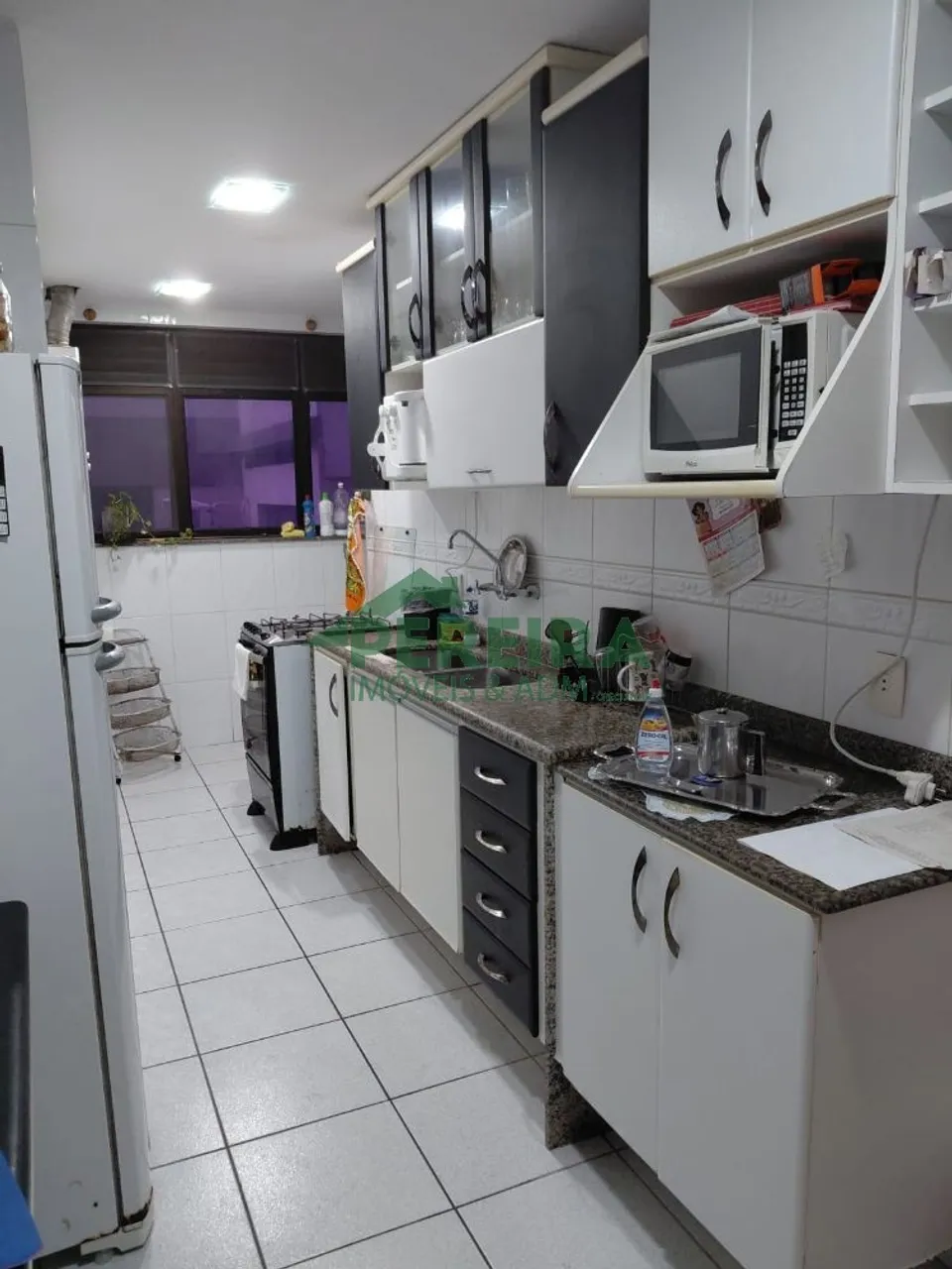 Furnished 3-bedroom apartment with a balcony — photo 2