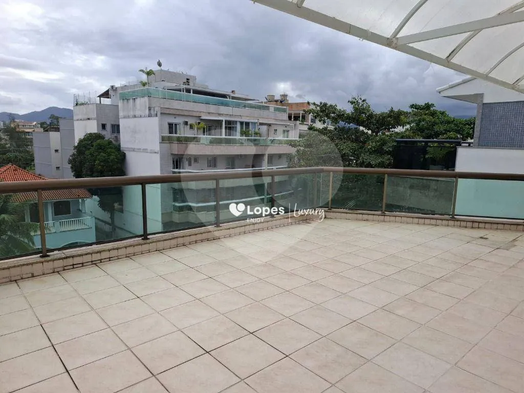 Unfurnished apartment with 3 en-suite bedrooms and 5 baths — photo 35