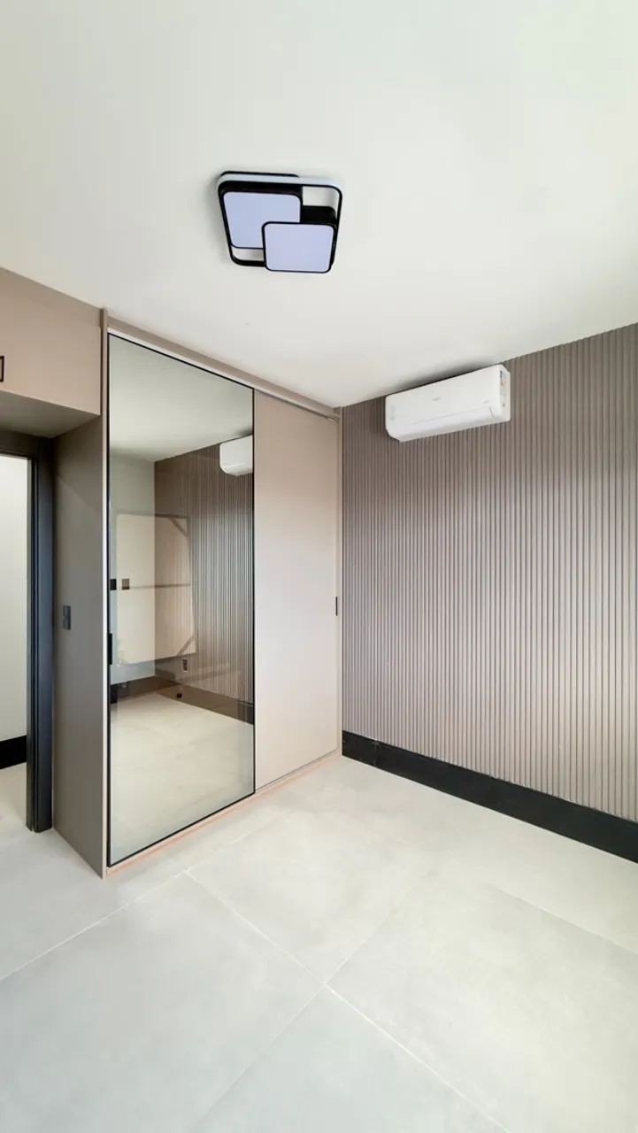 Furnished apartment, 200 m², with floor-to-ceiling windows — photo 17