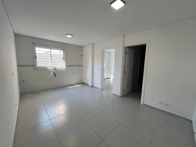 One-bedroom, 28 m² apartment in Curitiba — photo 2