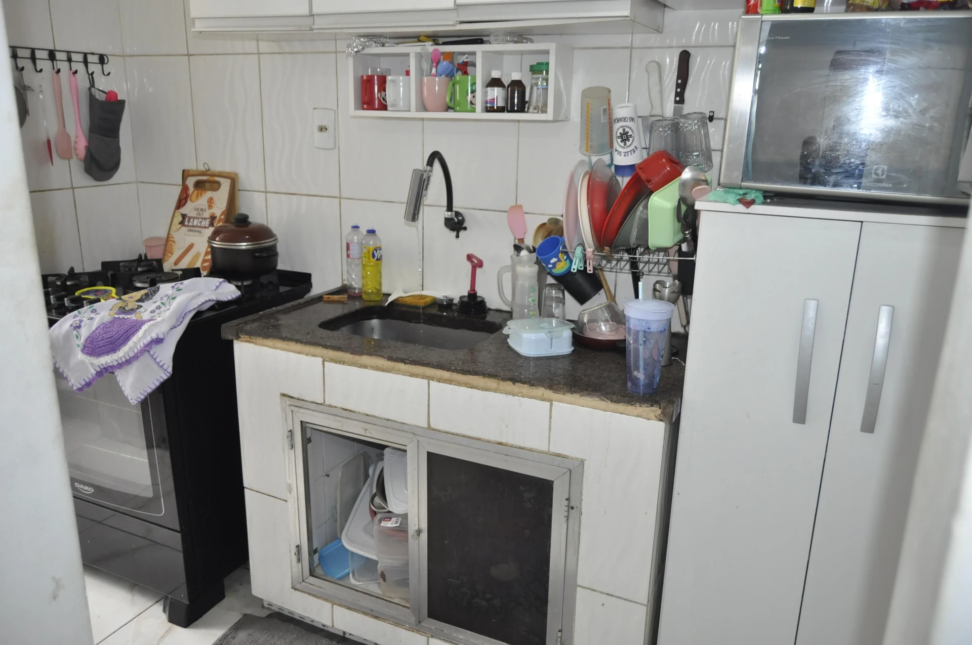 Furnished 2-bedroom apartment with private garden and 1 bath — photo 2