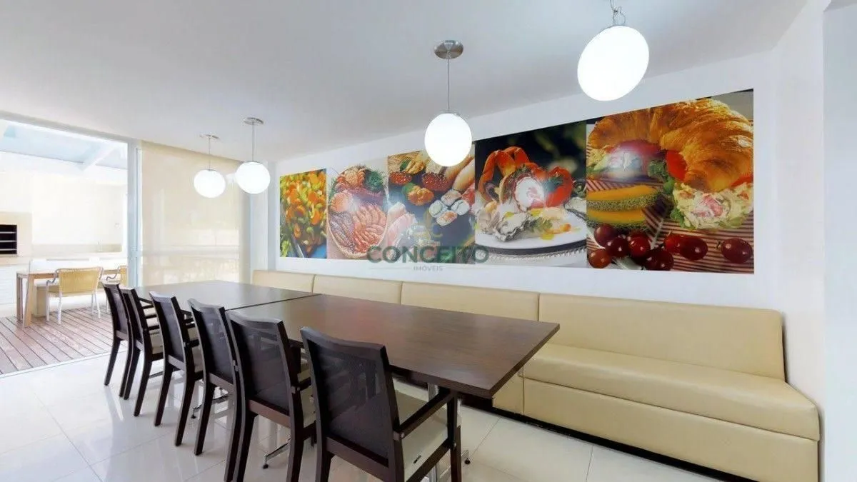 2-bedroom apartment with a walk-in closet in Florianópolis — photo 21