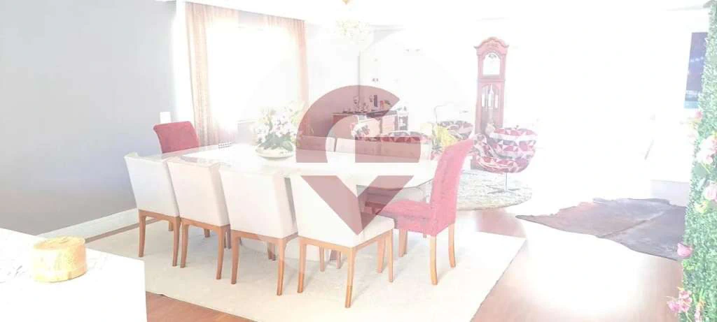 Furnished 716 m² house with 7 en-suite bedrooms