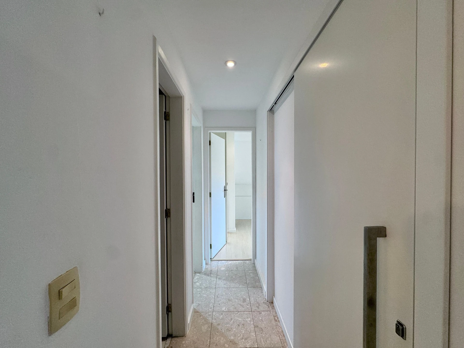 Apartamento mobiliado, 90 m², com varanda envidraçada — photo 31
