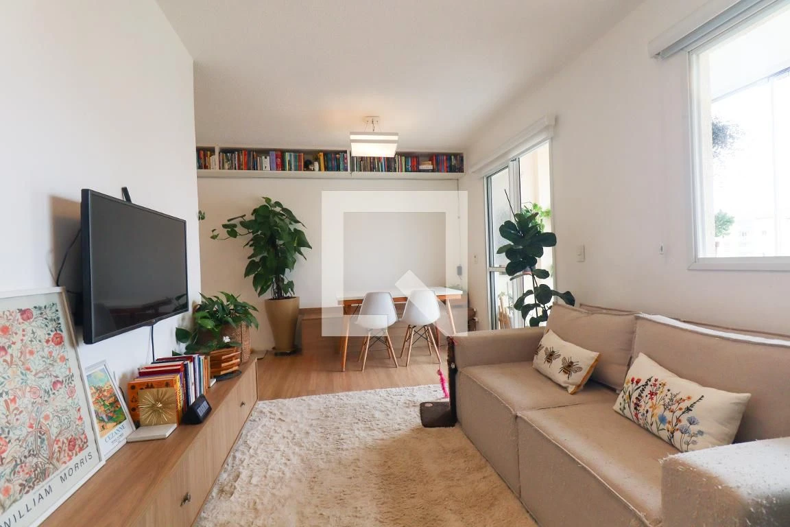 2-bedroom apartment with a glass-enclosed balcony — photo 19