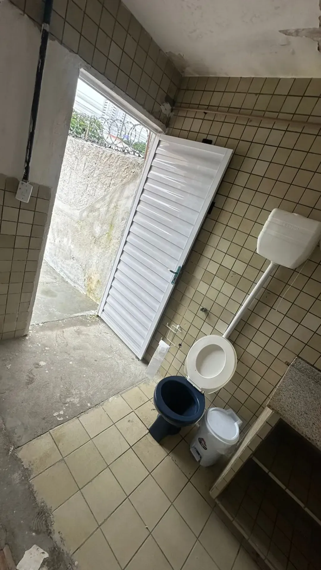 Rental house with 6 bedrooms and 3 bathrooms, 504 m² — photo 7